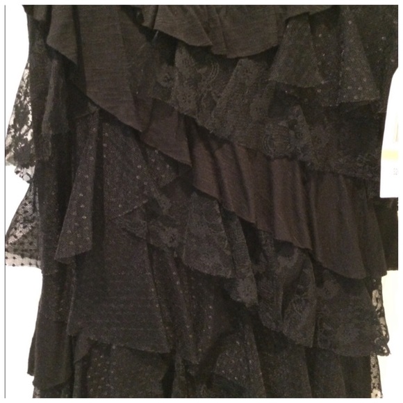 Lace Ruffle Top - Picture 8 of 8